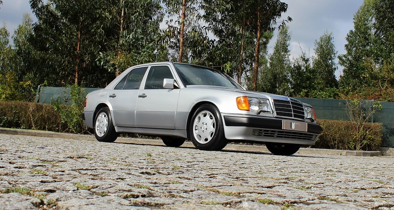 1992 Mercedes Benz W124 500E